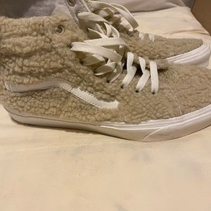 Vans Sherpa size Woman 11 Men 9.5